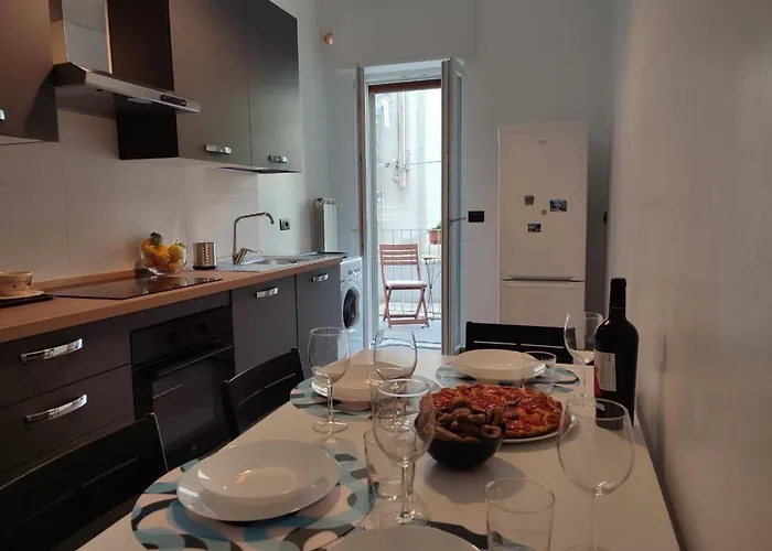 Holiday Home דירה *