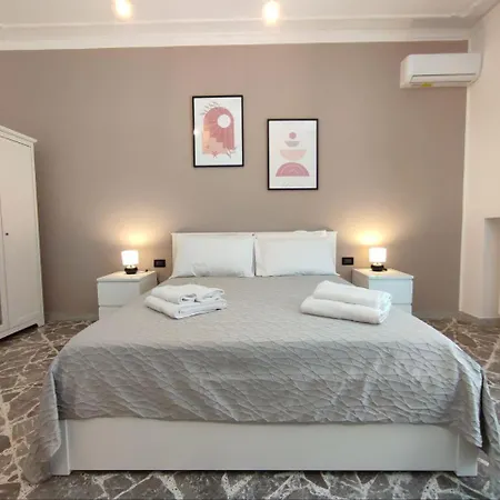 Holiday Home Apartment Bari